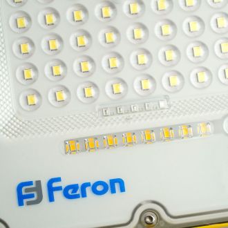 Светодиодный прожектор Feron LL-951 переносной с зарядным устройством IP66 50W 6400K, 48676