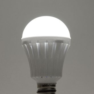Светильник аккумуляторный, 9W Е27 AC/DC (литий-ионная батарея), белый, EL116, Feron, 48979