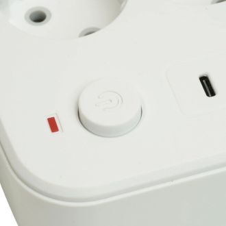 Удлинитель 3-местный c/з 3x1 мм2, 1,8 м, 250В, 10А, 4USB+2Type-C 2,4А, серия Home plus, белый STEKKER HM09-36-02, 49972