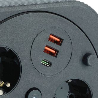 Удлинитель 4-местный с/з, 3x1,5мм2, 3м, 230В, 16А, 2USB+1С, 2,4А, черный, STEKKER HM16-4-03-USB, 50836