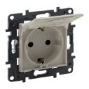 Legrand STRUCTURA Розетка 1-местная с заземлением с защитными шторками и крышкой 16А IP44 слоновая кость