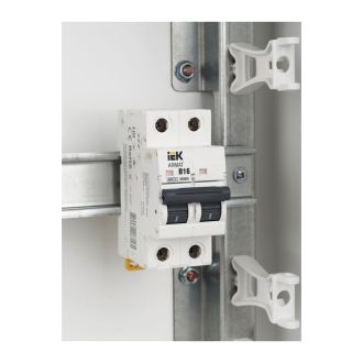 ARMAT Автоматический выключатель M06N 2P B 16А