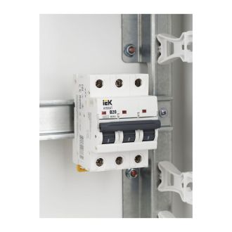 ARMAT Автоматический выключатель M06N 3P B 20А