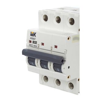 ARMAT Автоматический выключатель M06N 3P D 32А