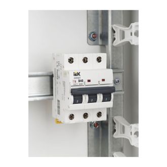 ARMAT Автоматический выключатель M06N 3P D 40А
