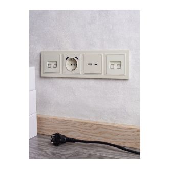 BRITE Розетка 1-местная с заземлением с защитными шторками 16А с USB A+A 5В 2,1А бежевый