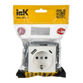 BRITE Розетка 1-местная с заземлением с защитными шторками 16А с USB A+C 18Вт белый
