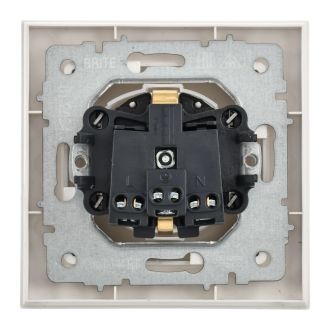 BRITE PRO Розетка 1-местная с заземлением с защитными шторками и крышкой 16А IP44 в сборе белый