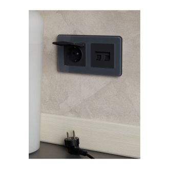 BRITE Розетка 1-местная с заземлением с защитными шторками и крышкой 16А IP20 графит