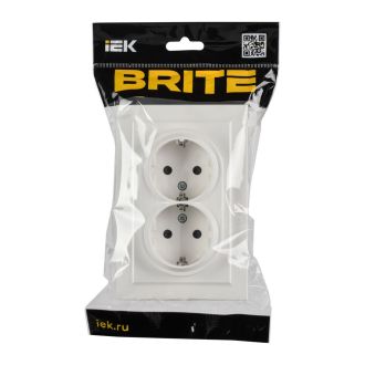 BRITE Розетка 2-местная с заземлением с защитными шторками 16А безвинтовое крепление в сборе белый