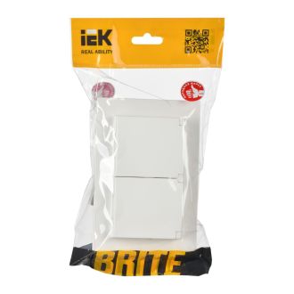 BRITE Розетка 2-местная с заземлением с защитными шторками и крышкой 16А в сборе IP44 белый