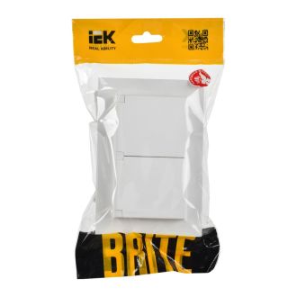BRITE Розетка 2-местная с заземлением с защитными шторками и крышкой 16А в сборе IP44 арктический белый