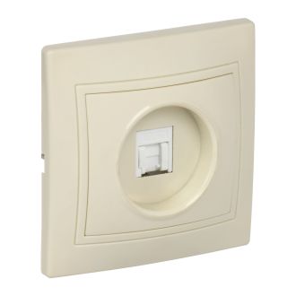 KVARTA Розетка 1-местная компьютерная RJ45 кат.5е крем GENERICA