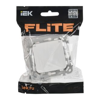 FLITE Розетка с заземлением с защитными шторками и крышкой безвинтовое крепление 16А IP44 жемчуг