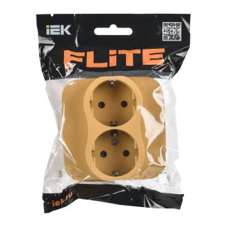 FLITE Artistic Розетка 2-местная с заземлением с защитными шторками безвинтовое крепление 16А шамуа