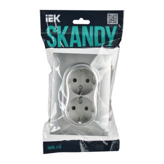 SKANDY Розетка 2-местная с заземлением с защитными шторками 16А в сборе серебряный
