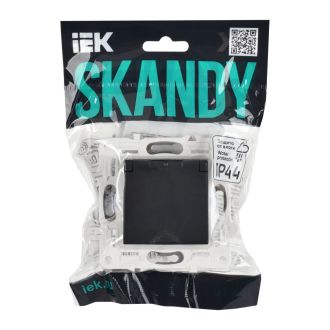 SKANDY Розетка 2-местная с заземлением с защитными шторками 16А в сборе титан