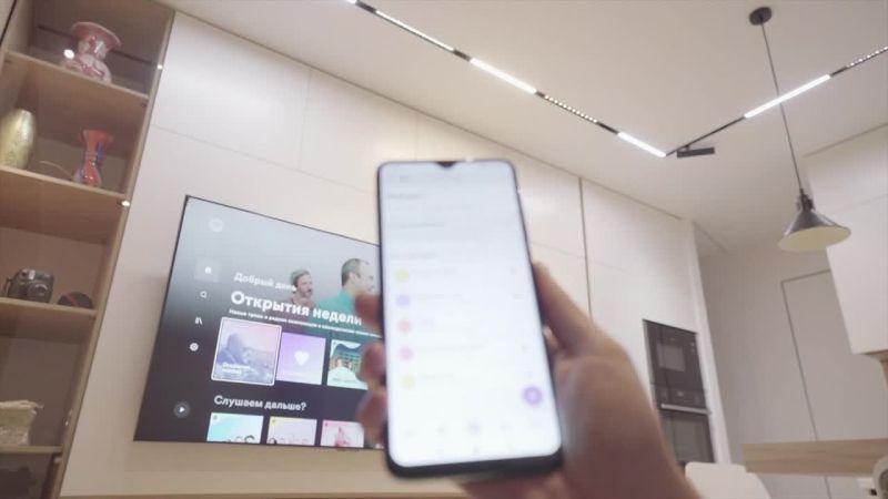Видео: TR3041-AL Угол профиля SMART для натяжного потолка