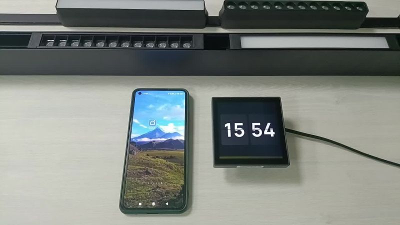 Видео: DK7405-BK Панель управления умным домом 4? (Wi-Fi / Zigbee / Bluetooth, Tuya / Smart Life), алюминий + закалённое стекло, цвет чёрный